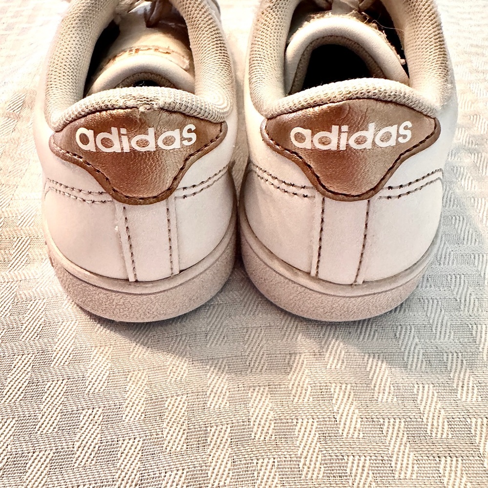 Adidas Neo Advantage Youth Sneakers Size 2.5 White Rose Gold Stripes Lace Up - Picture 6 of 9